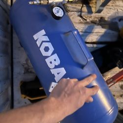 Kobalt Pig Tank Air Container