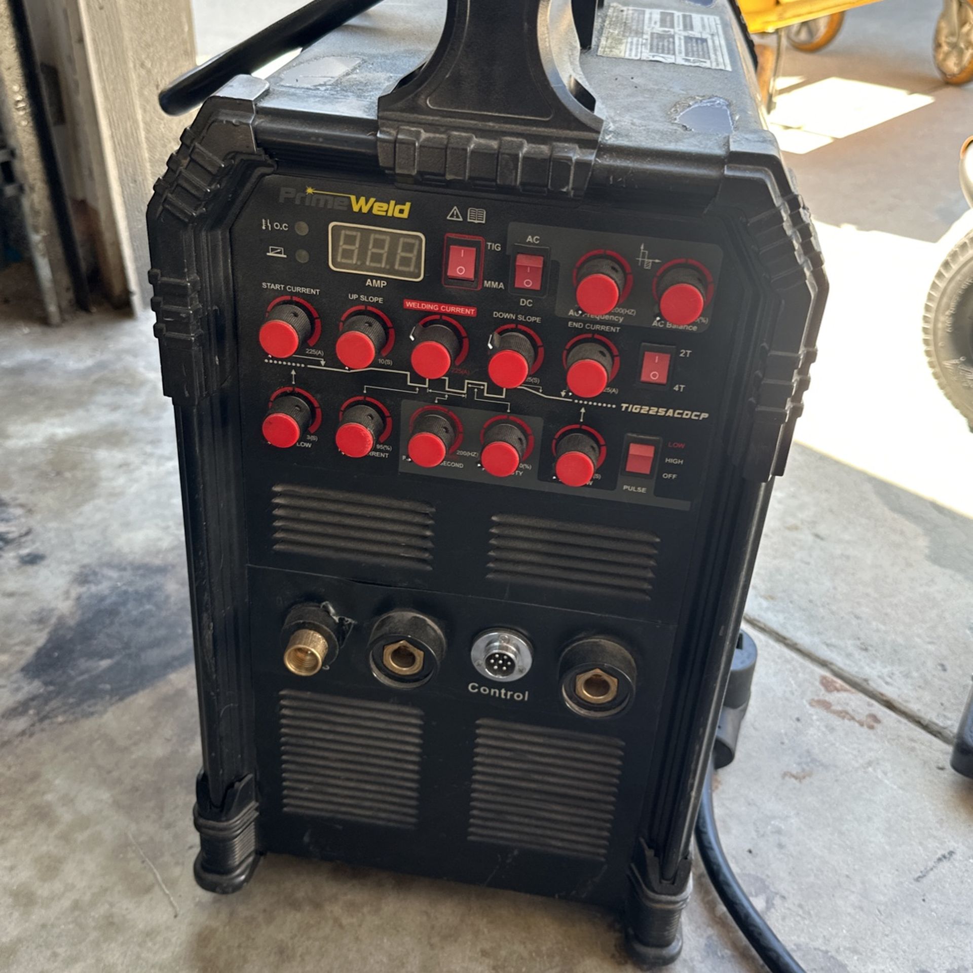 Prime Weld Tig Welder