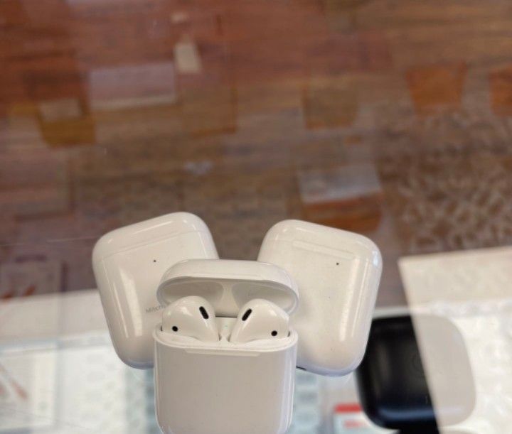 Apple Airpods Gen 1 