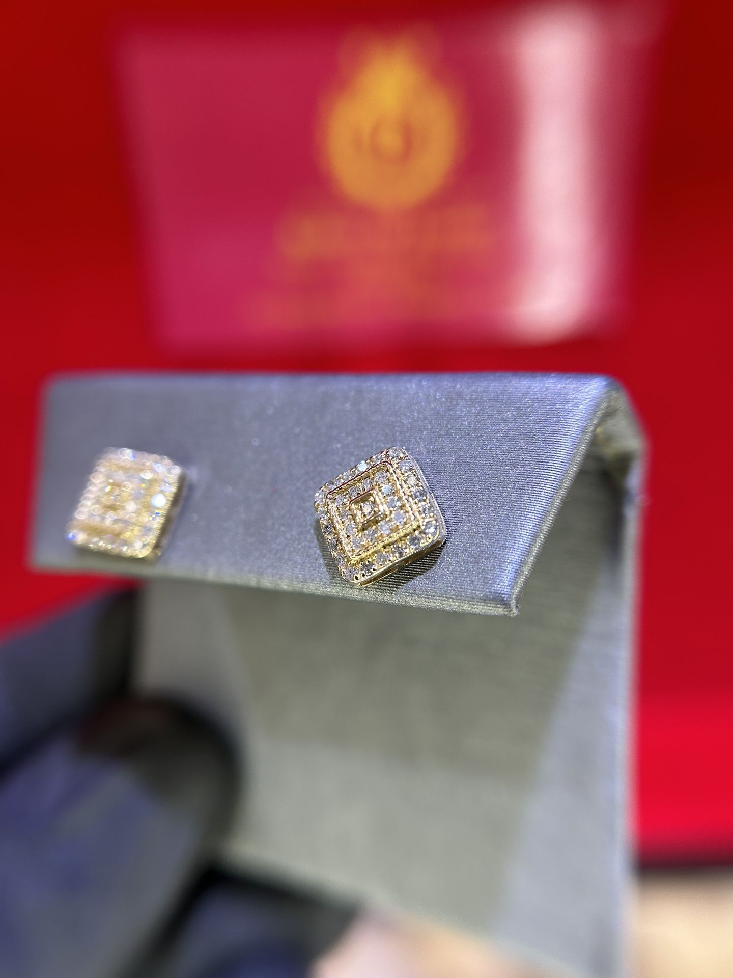 14K GOLD DIAMOND STUDS 