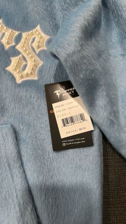 Hoodie / Men Clothing