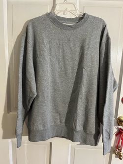 Men’s Sweatshirt-Size L