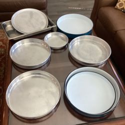 Baking pans Cookware