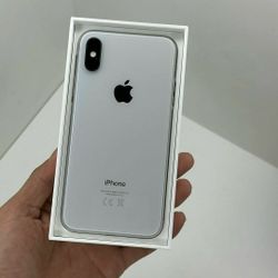 iPhone X 64GB Unlocked 