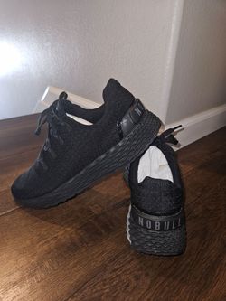 NOBULL  Size 10 Men or 11.5 Women