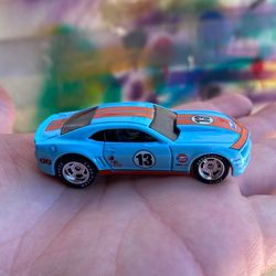 Hotwheels Gulf Camaro Premium Set