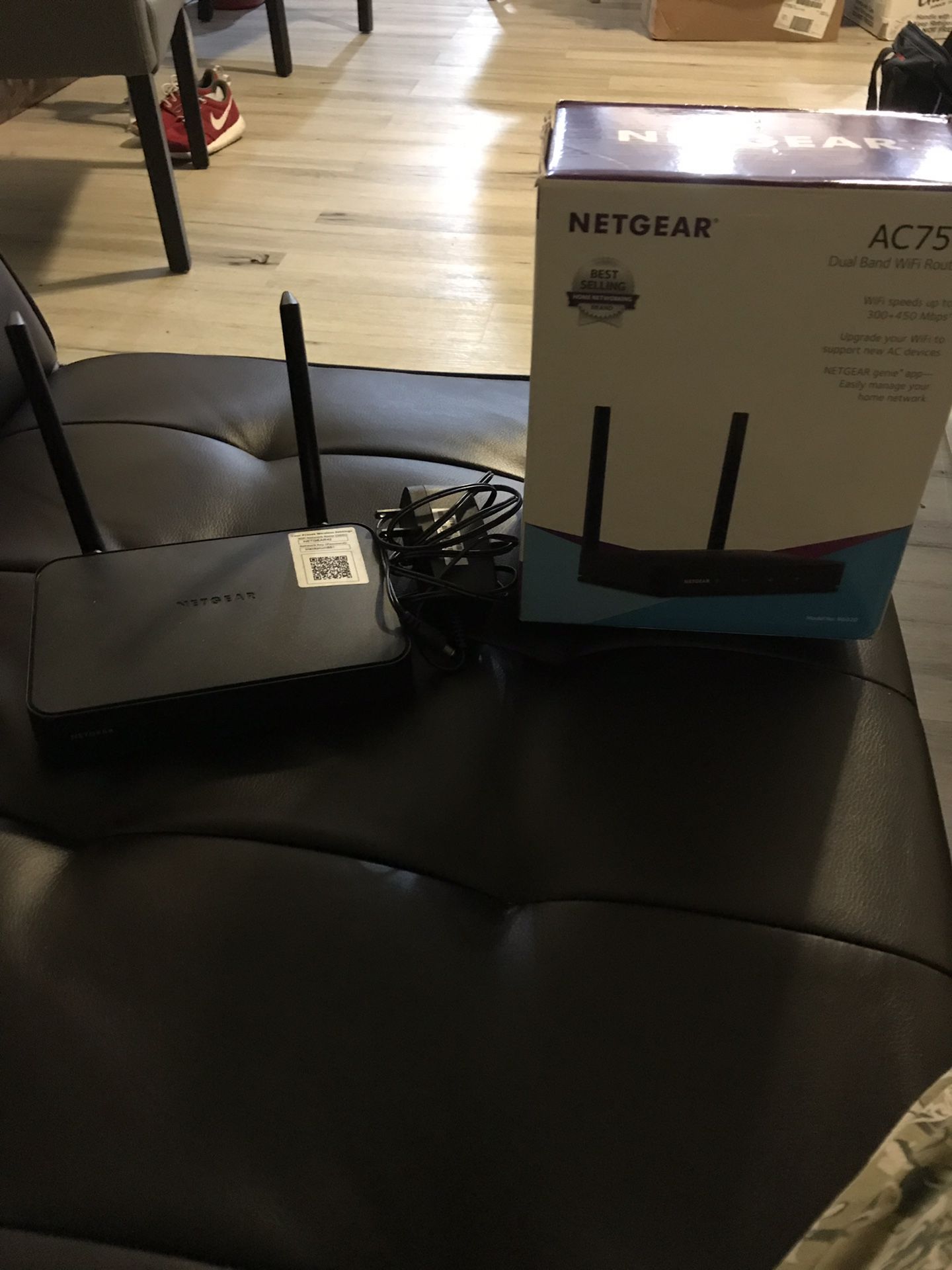NETGEAR WiFi router