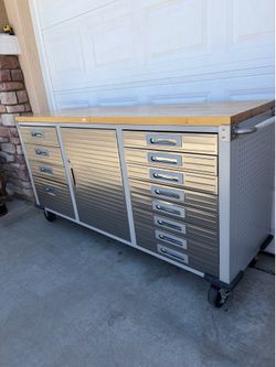 Large  workbench   Storage