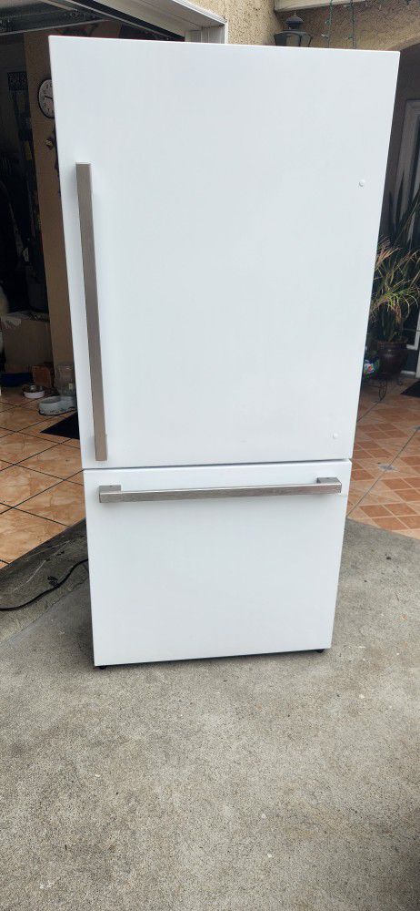 Hisense Refrigerator 