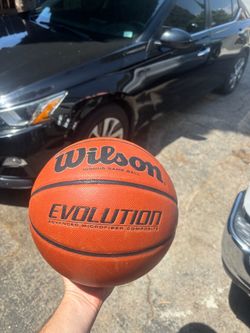 Wilson evolution basketball