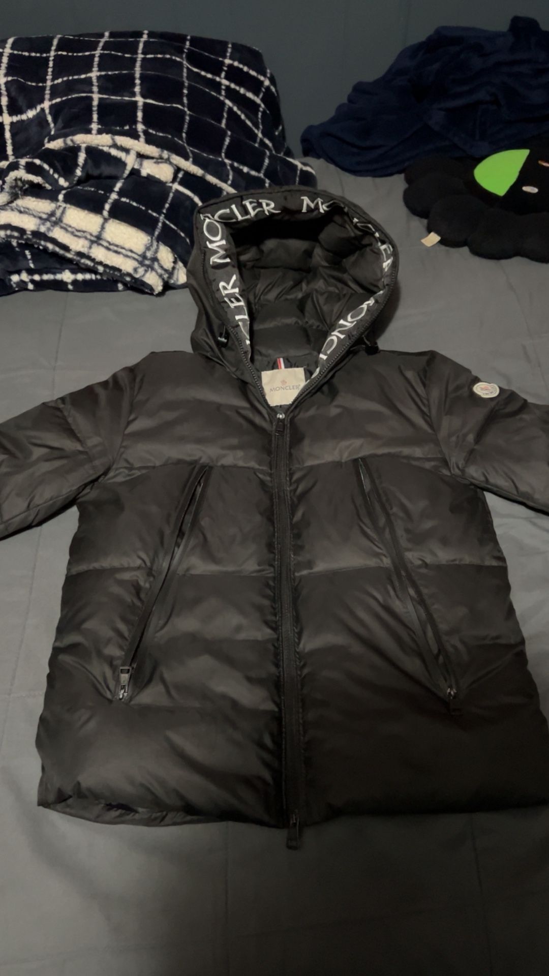 MONCLER MONTCLA Puffer Down Jacket Hooded Men's Black Authentic Size 2/M