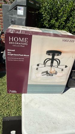 Ceiling fixture $20