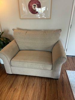 Jackson Furniture Beige Accent Chair – $100
