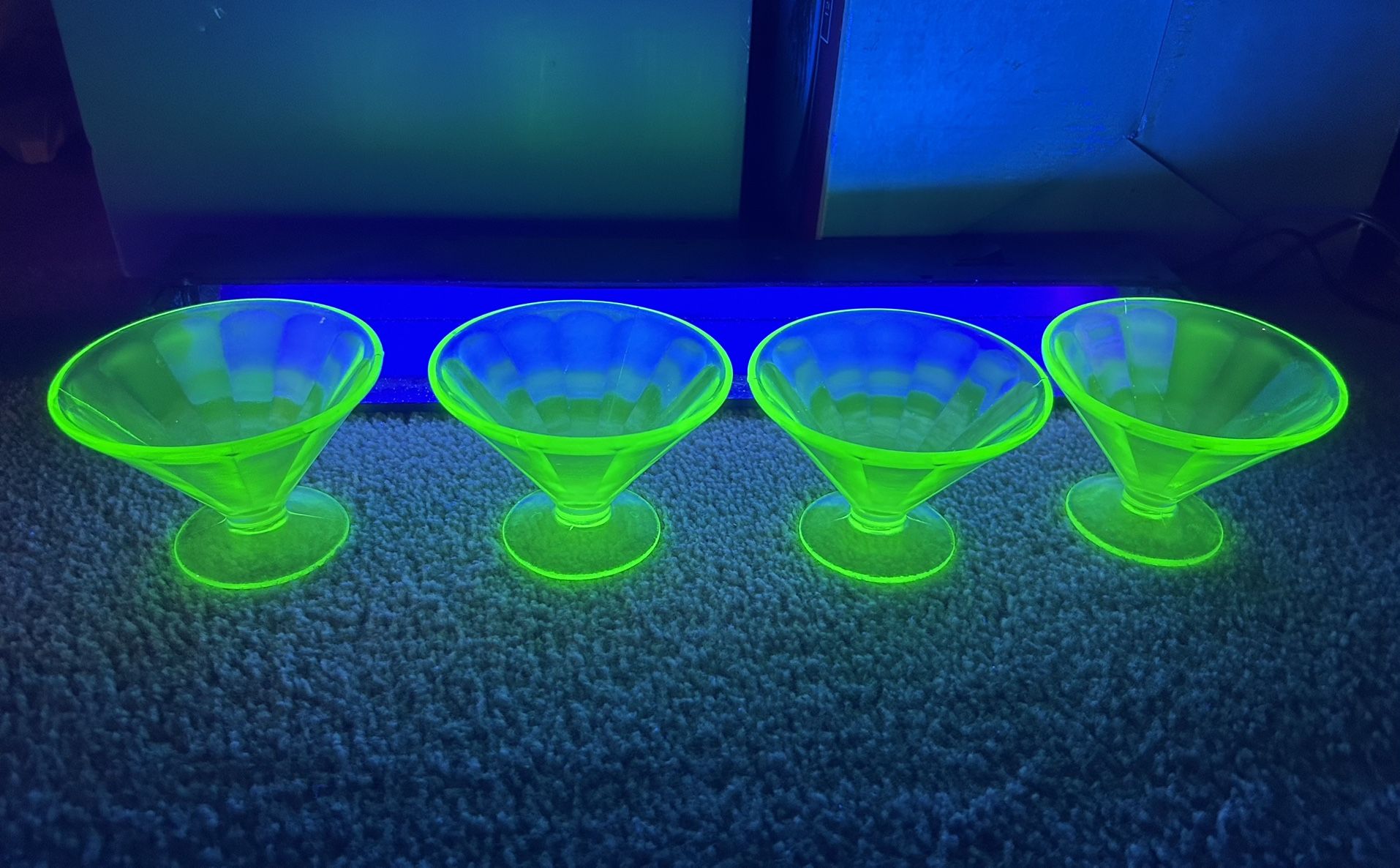 Vintage Federal Glass Vaseline Uranium Sherbets