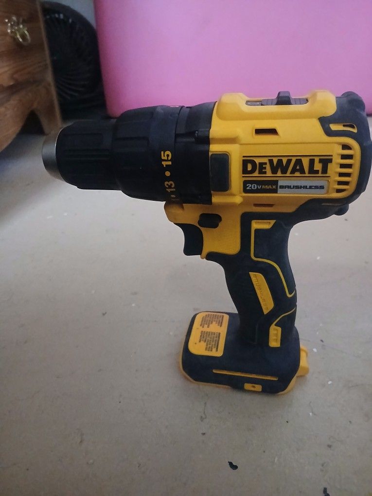 DeWalt 1/2 In Drill Driver
