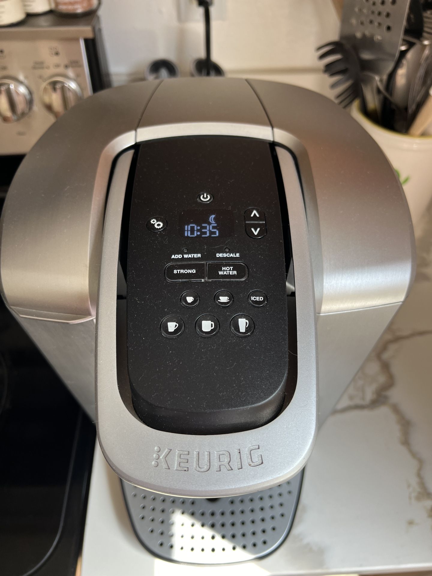 Keurig K-90 Elite Programmable Coffee Maker Iced Hot Brushed Silver