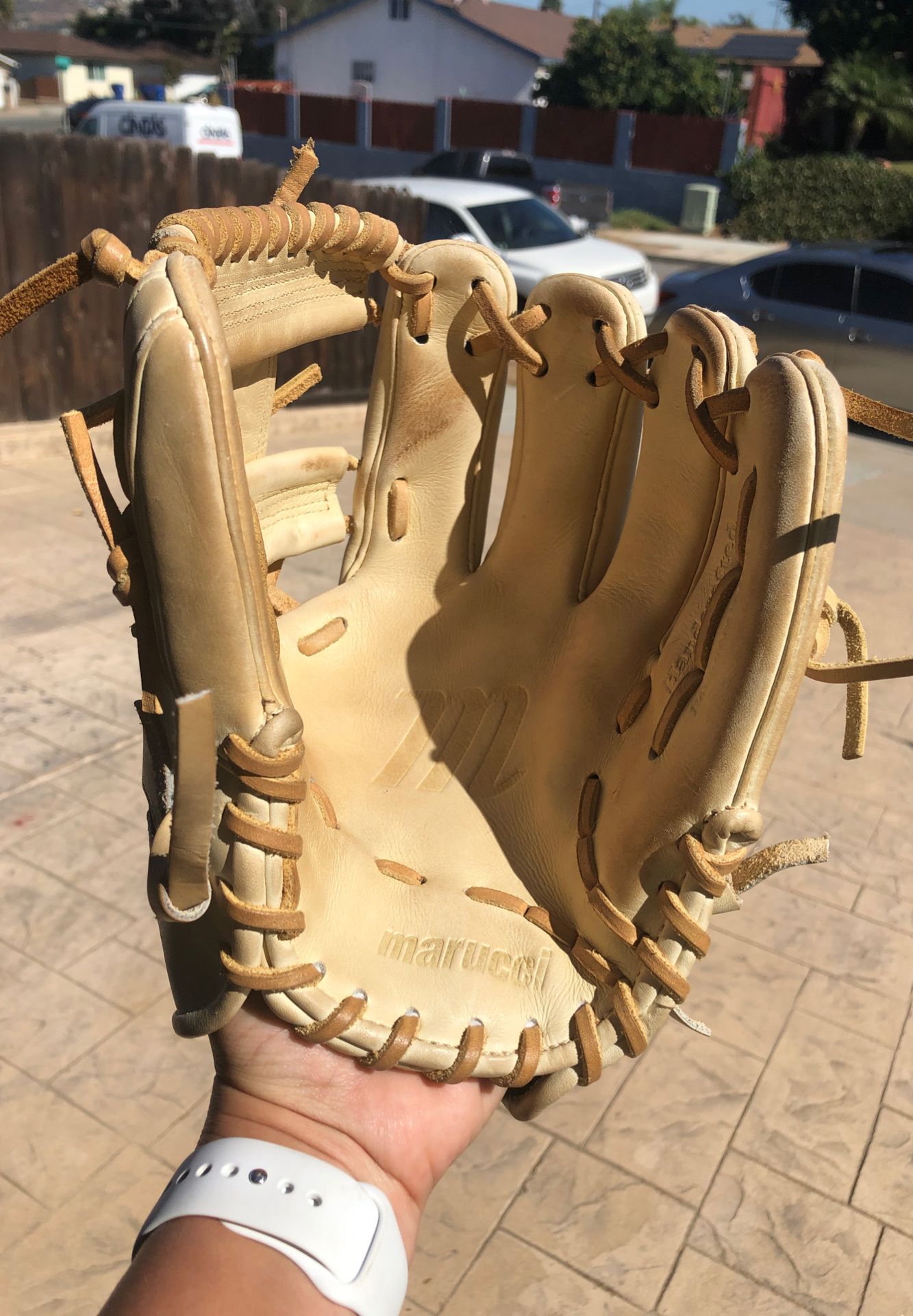 Marucci Baseball Glove