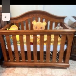 Baby Crib & Changing Table 