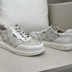 LV White sneakers Man Boy