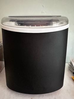 Two brand new in box portable icemaker