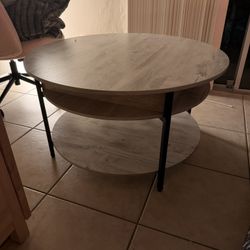 Lift-Top Coffee Table