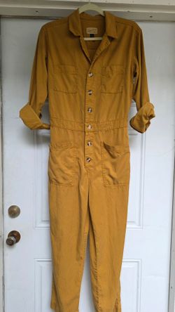Womens yellow jumper
