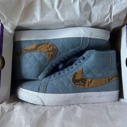 Supreme Nike Blazer 