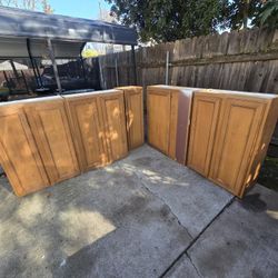 Cabinet good condition