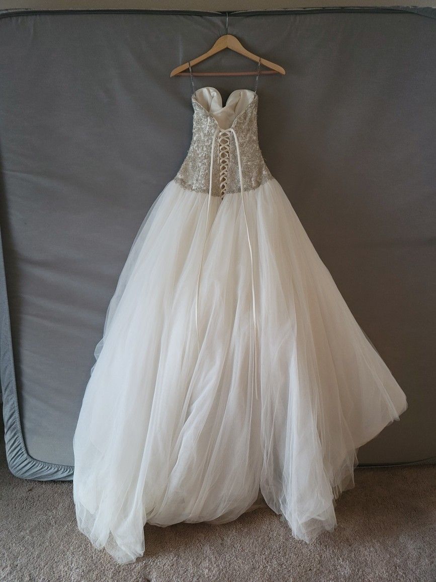 Maggie Sotero Wedding Dress