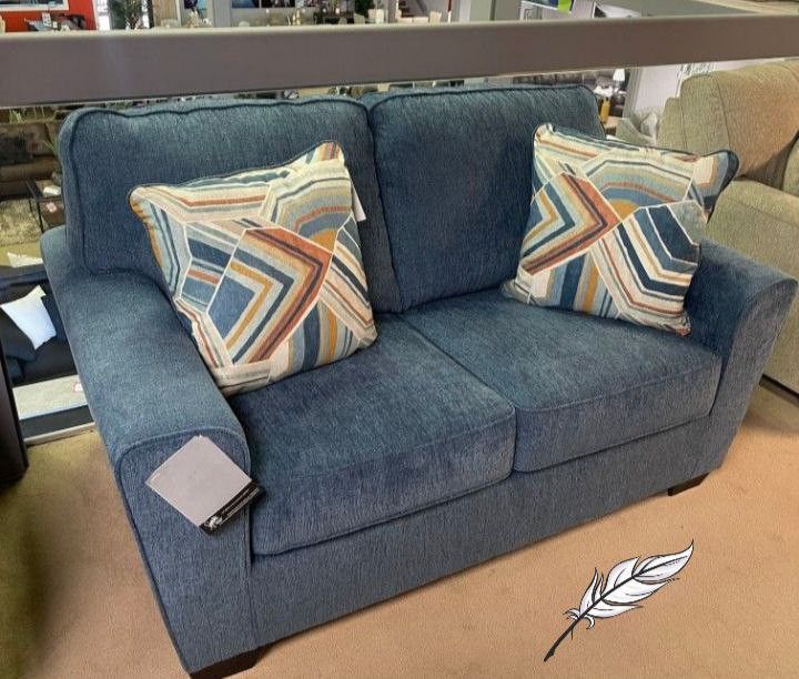 🧿Cashton Blue Loveseat/ Sofa(Sleeper) And Chair Available