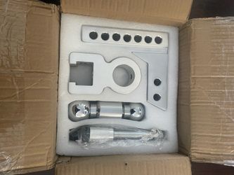 Brand New Adjustable Drop Hitch