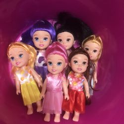 Set Of Little Dolls 5inch