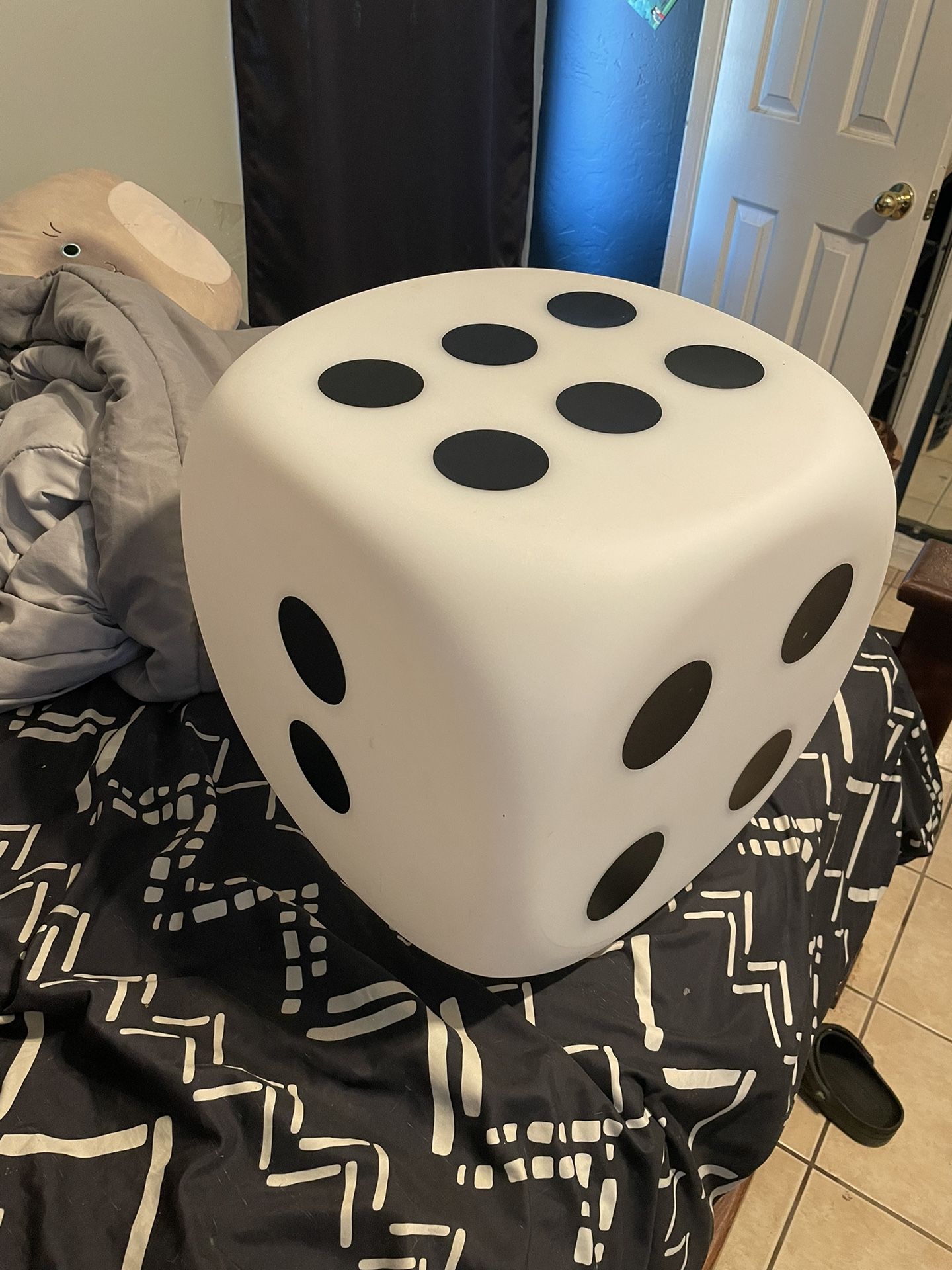 Giant Dice Room Decor