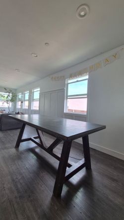 FREE TABLE