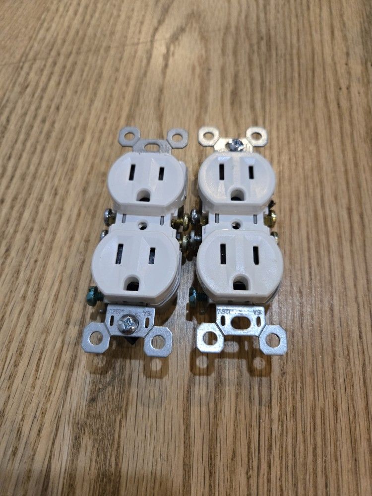2 X Leviton 5320-WCP, 15 Amp, 125 Volt duplex receptacles