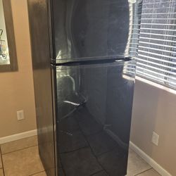 Black Fridge