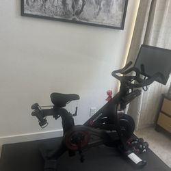 Brand new peloton with accessories 