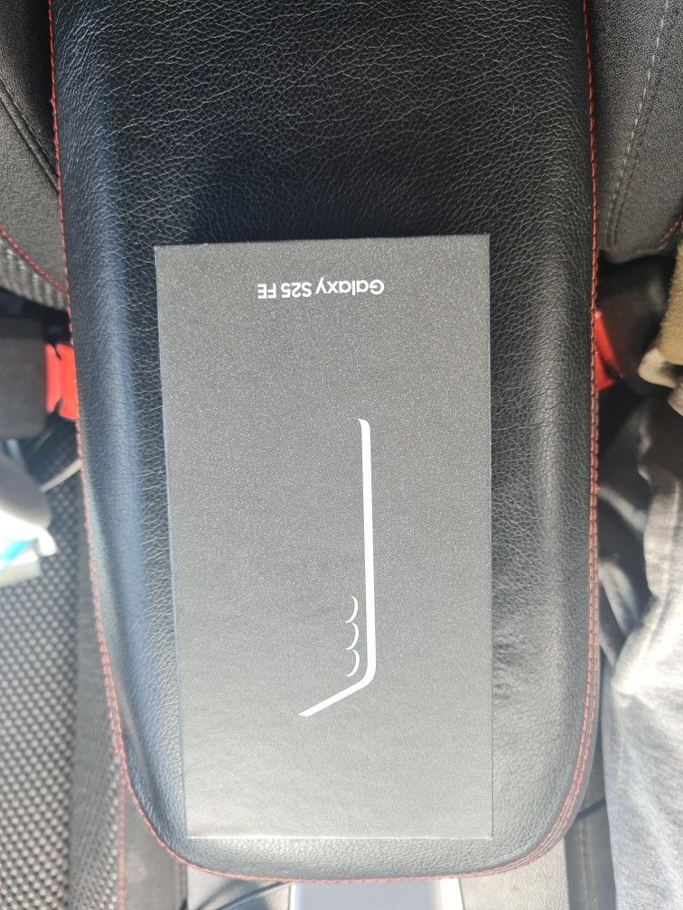BranNd new samsung s25 Fe
