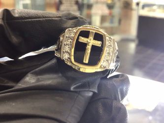 10k gold ring size 10 available in stock..