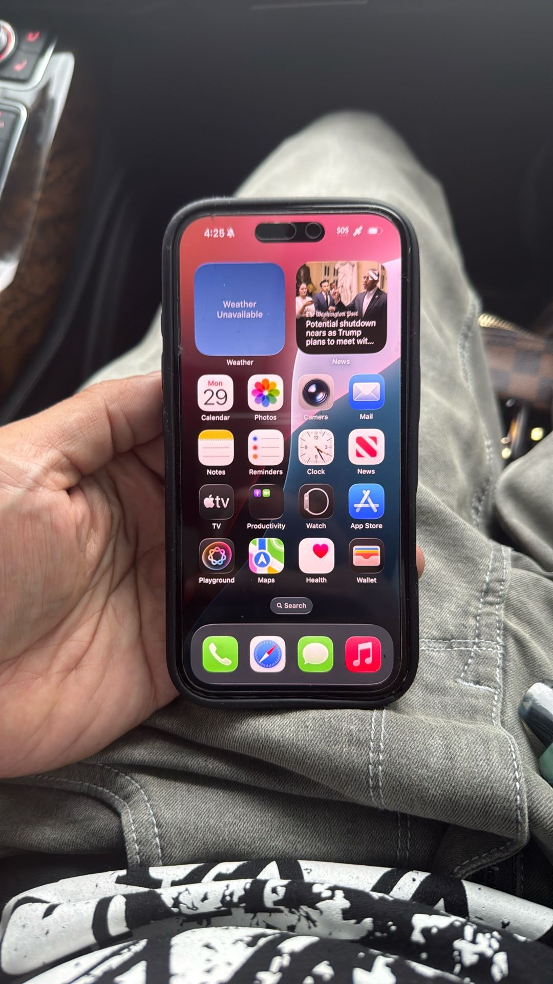 iPhone 16