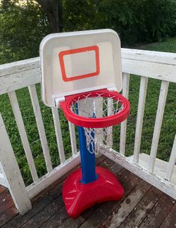 Kids basketball hoop