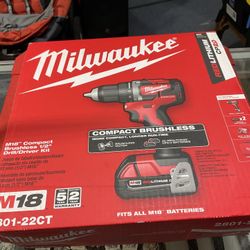 Brand New Never Open Make Best Offer. All Reasonable Offers Will Be Considered.