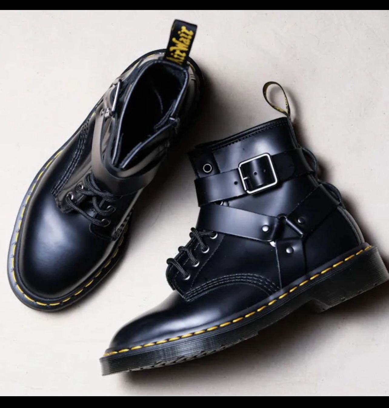 Dr. Martens Men’s Black Boots Size 8