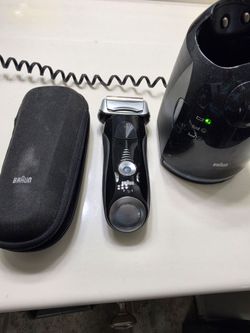Braun Series 7 Electric Shaver with Charging/Cleaning Station