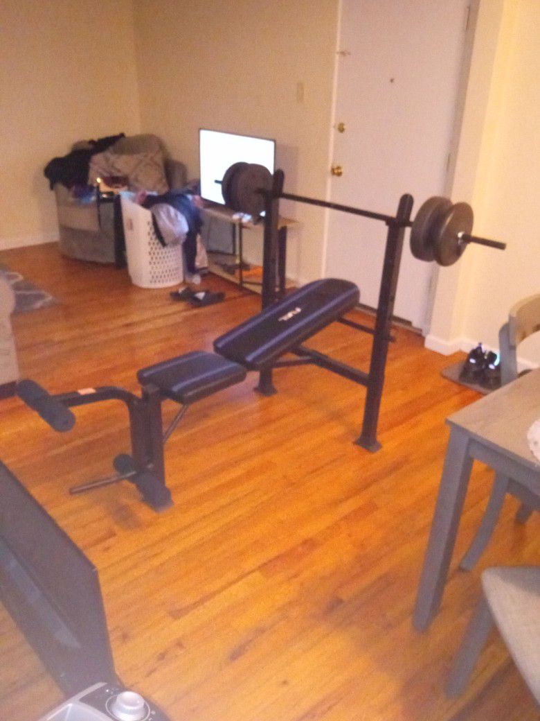 Weight Bench And Weights Included 150 That's A Big Deal