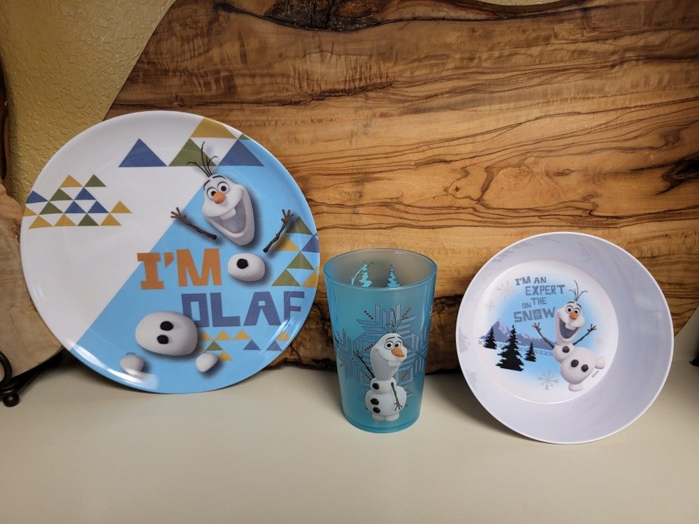 Zak Designs Disney's Frozen Olaf Sven Mealtime Dinnerware Melamine 3 Piece Set