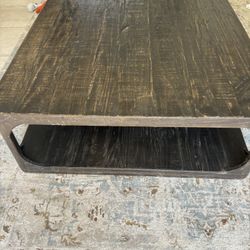Authentic Restoration Hardware’s Coffee Table