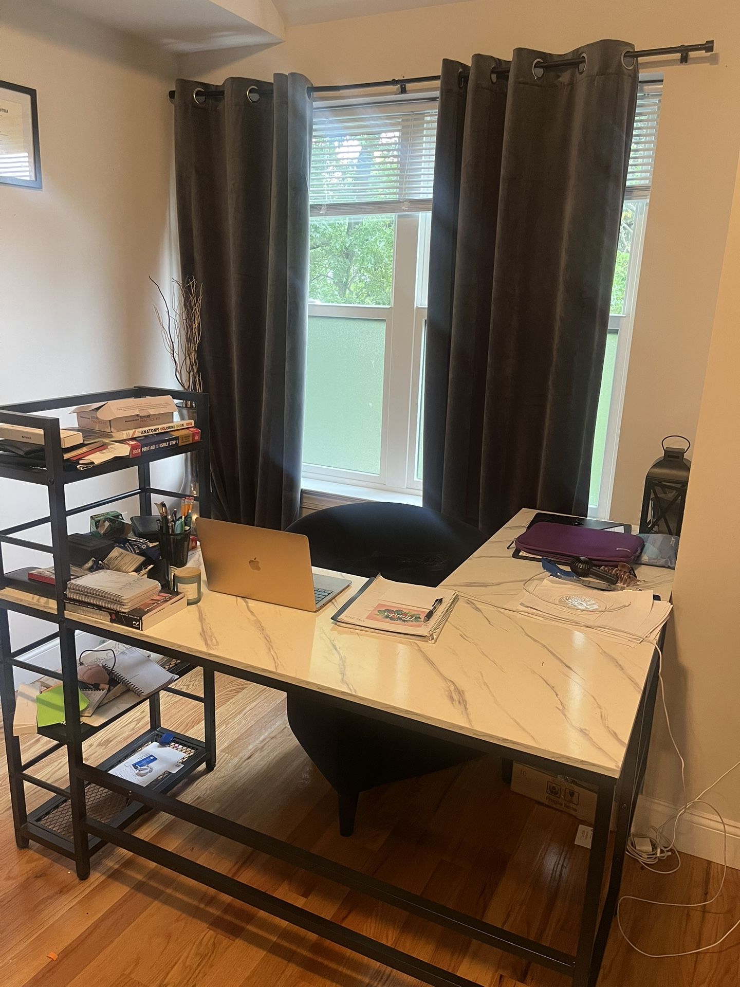 L Shaped Desk And Chair
