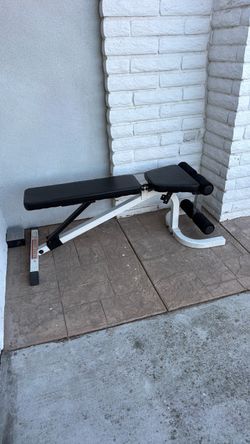 Adjustable Weight Bench