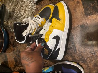 Size 7y worn 2x $25